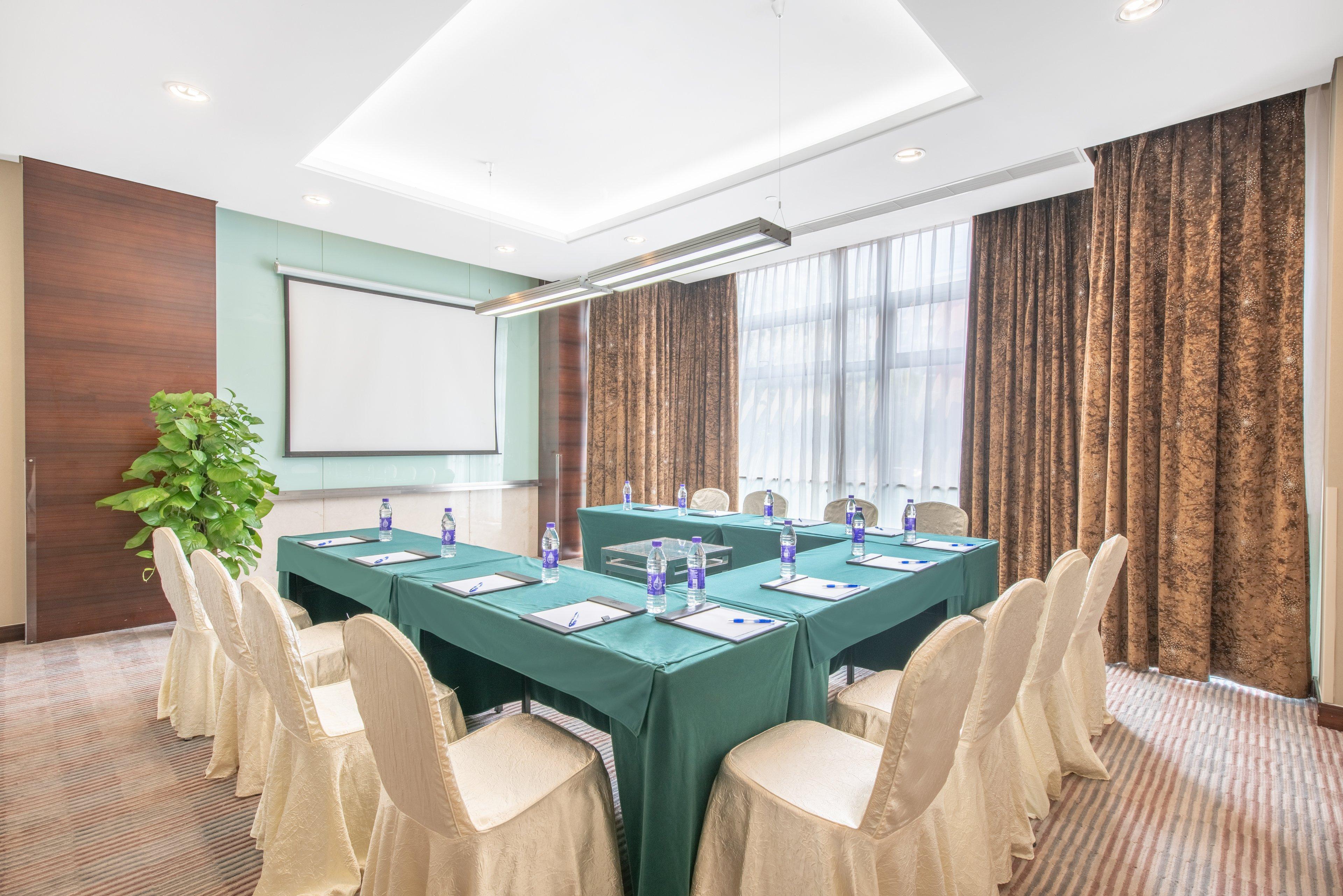 Hotel Express Dongzhimen By Ihg Beijing