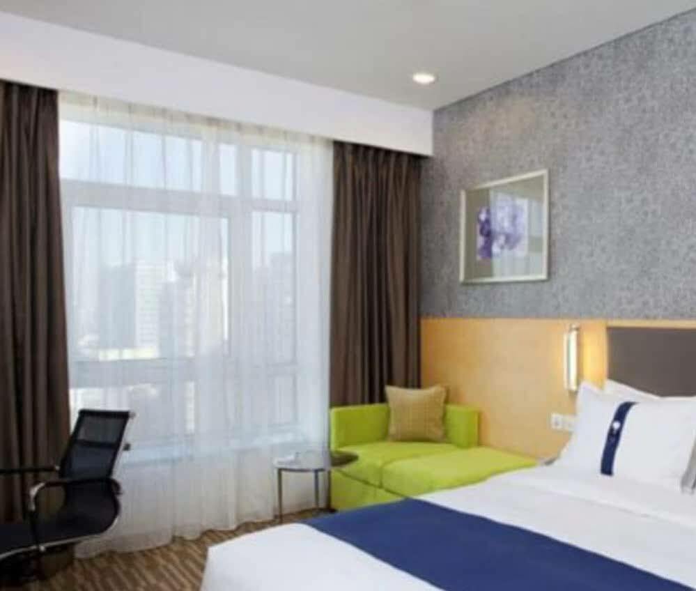 Hotel Express Dongzhimen By Ihg